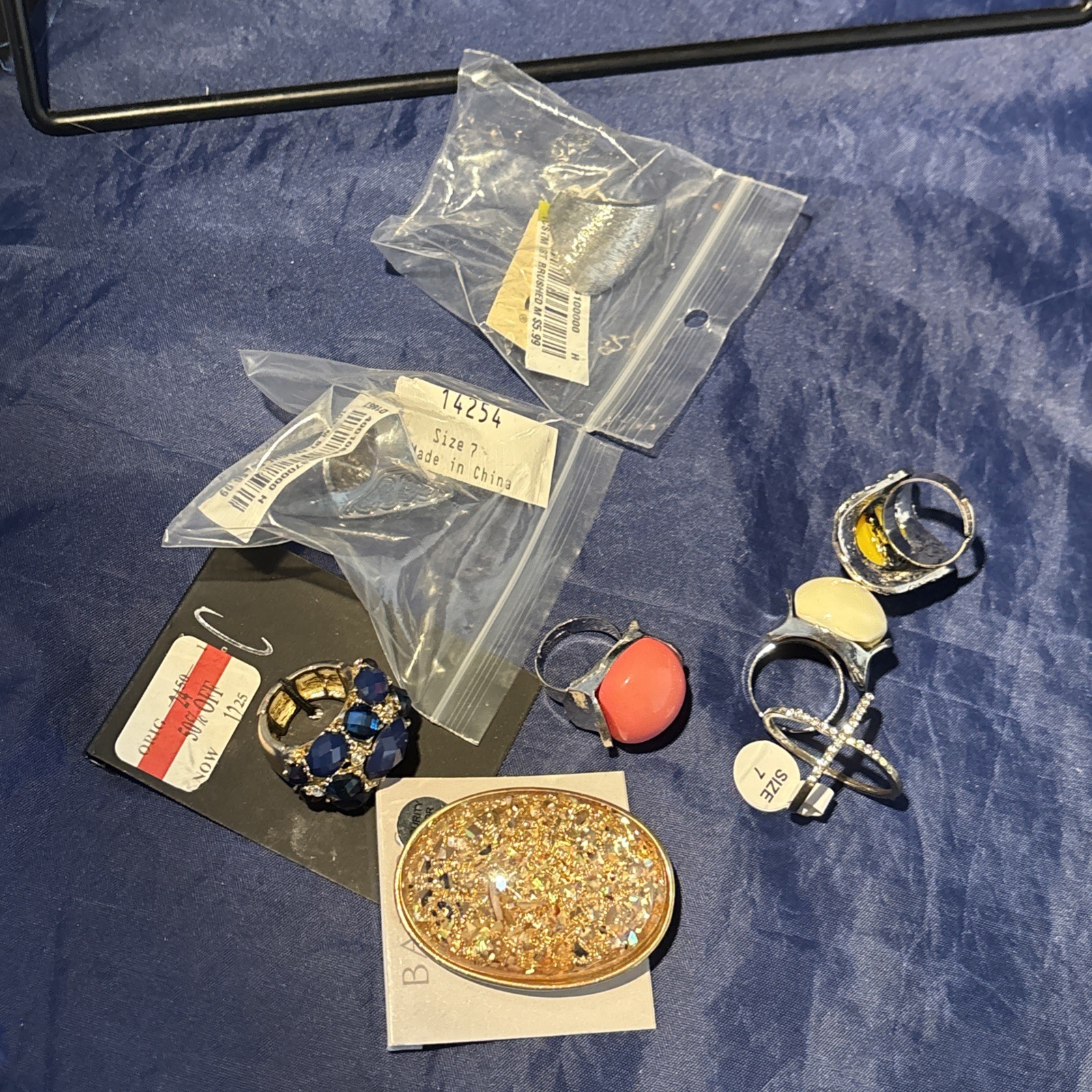 Lot of 7 Fashion Rings – Costume Jewelry with Tags – Sizes Vary