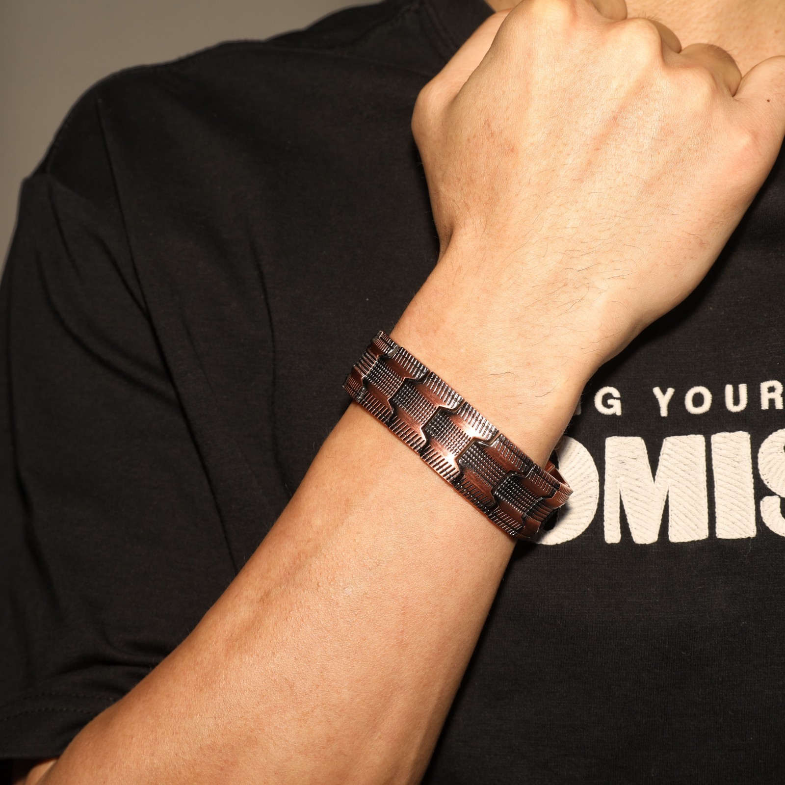 Adjustable Men’s Copper Magnetic Bracelet with Sizing Tool and Magnets