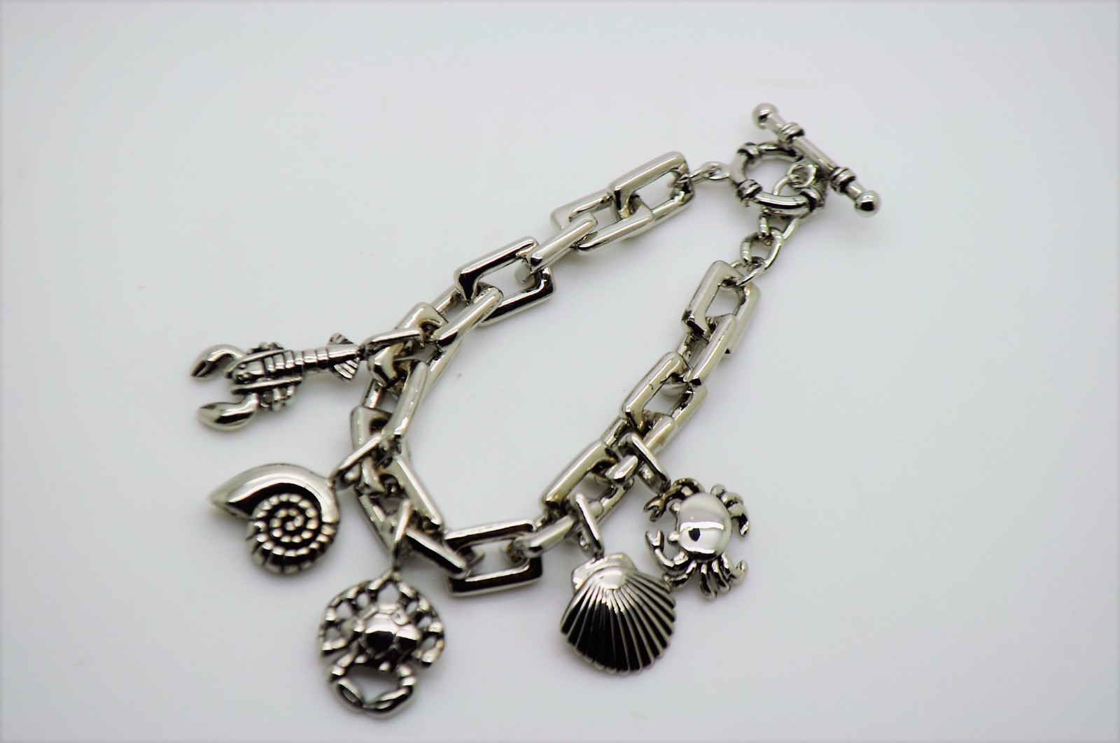 B391 Unique&Chic high-quality Marine life Pendant Fashion Bracelet
