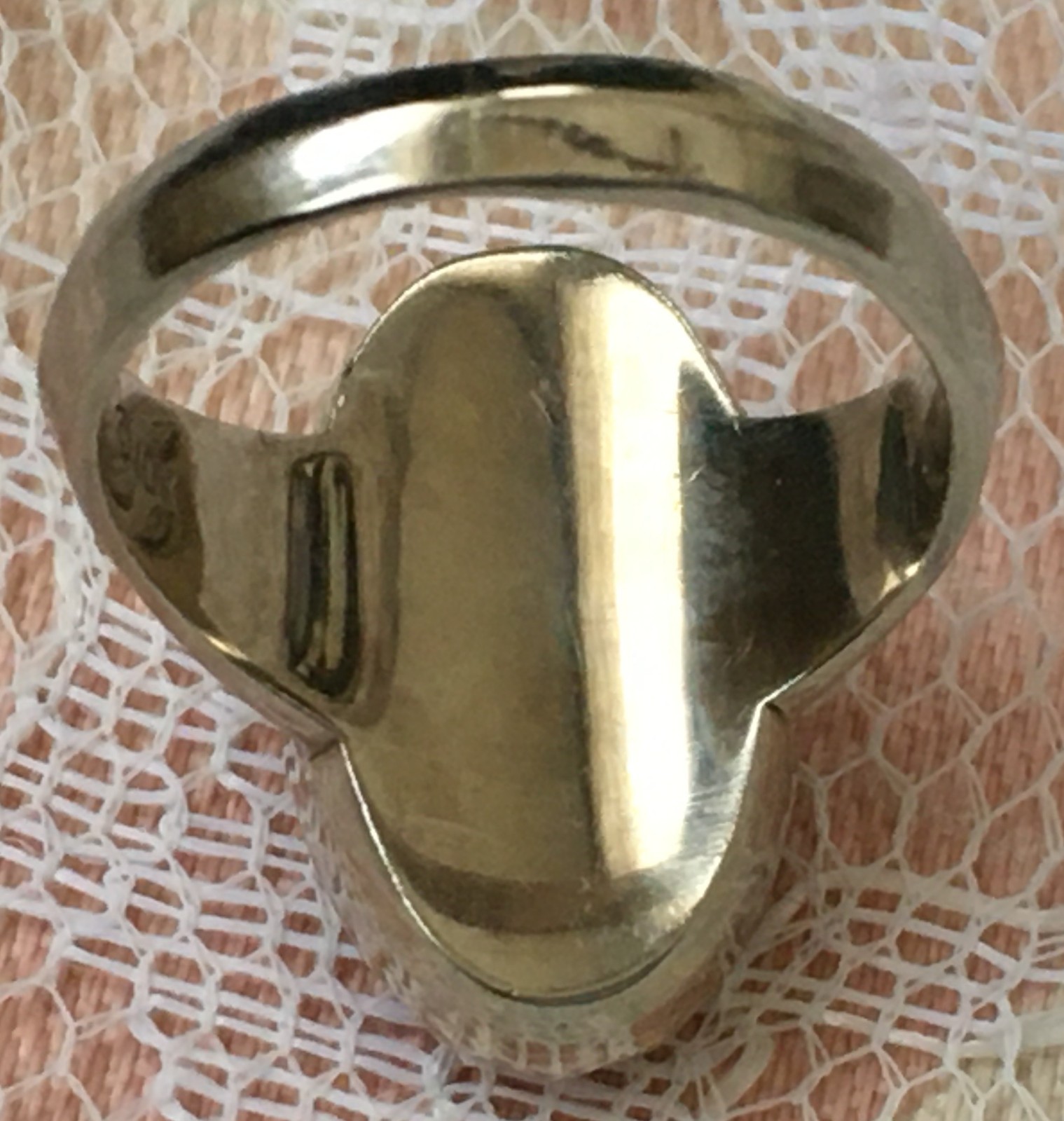Ladies FASHION RING 10k • 6.8 grams • Size 5.5 • JOSTENS SAMPLE Montclair State