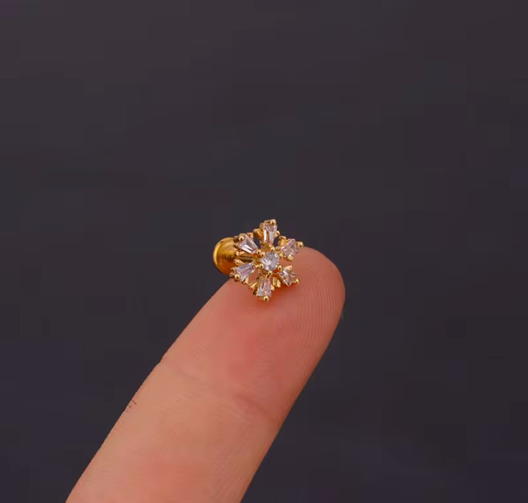 Stars Internal Threaded Flat Back Cartilage Helix Lobe Tragus Conch Earring UK