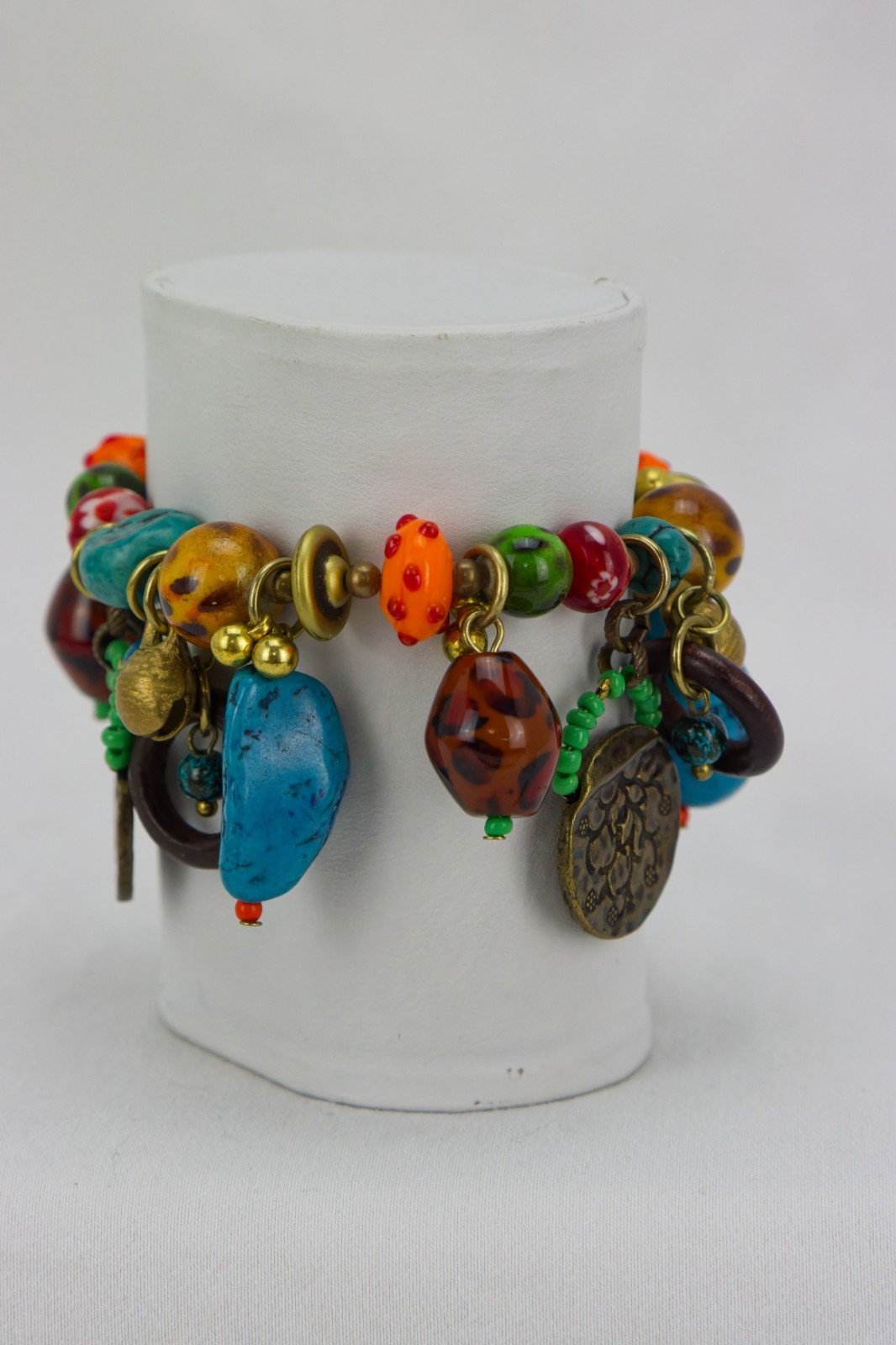 Treska Stone, Glass, Resin and Metal Stretch Bracelet, 71gr