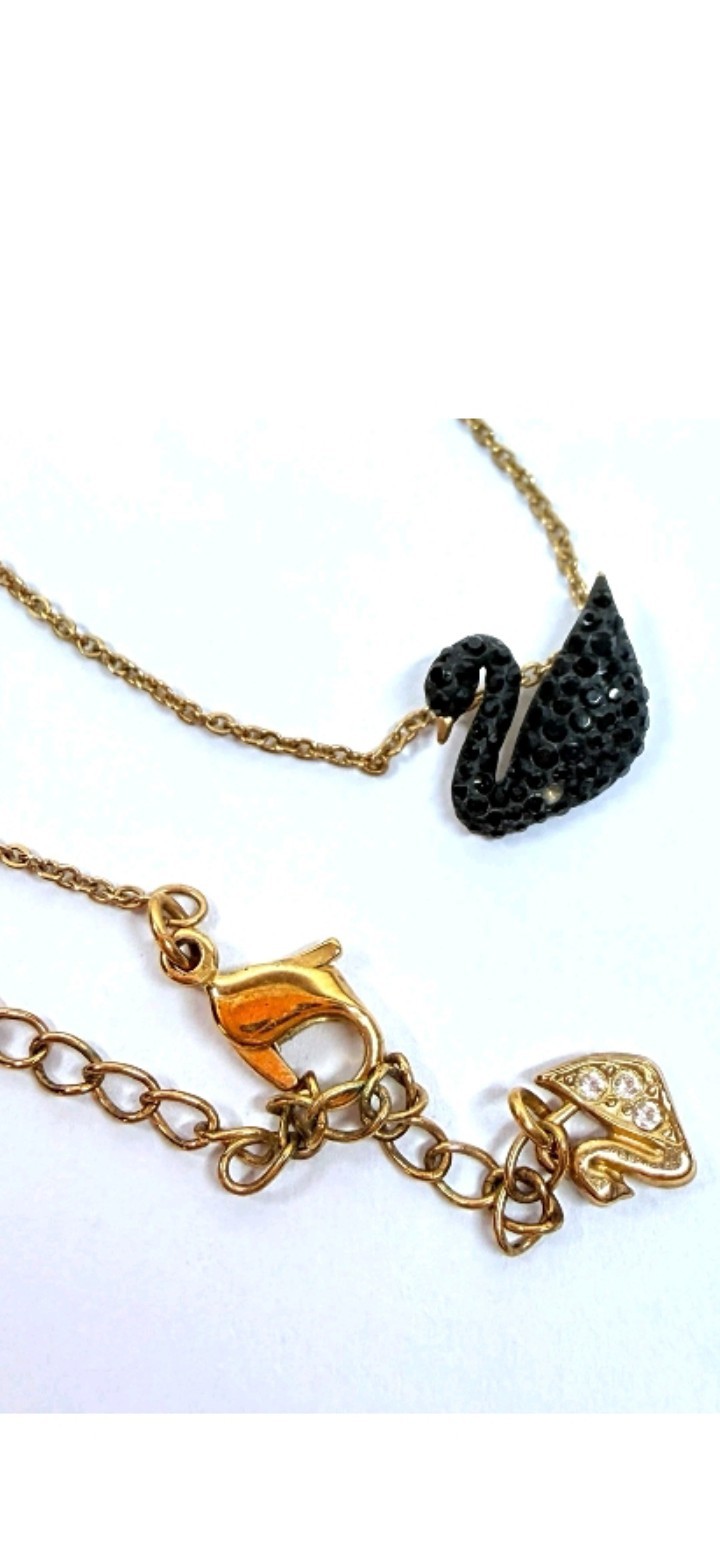 Swarovski 5204134 Women’s Black Iconic Swan Necklace