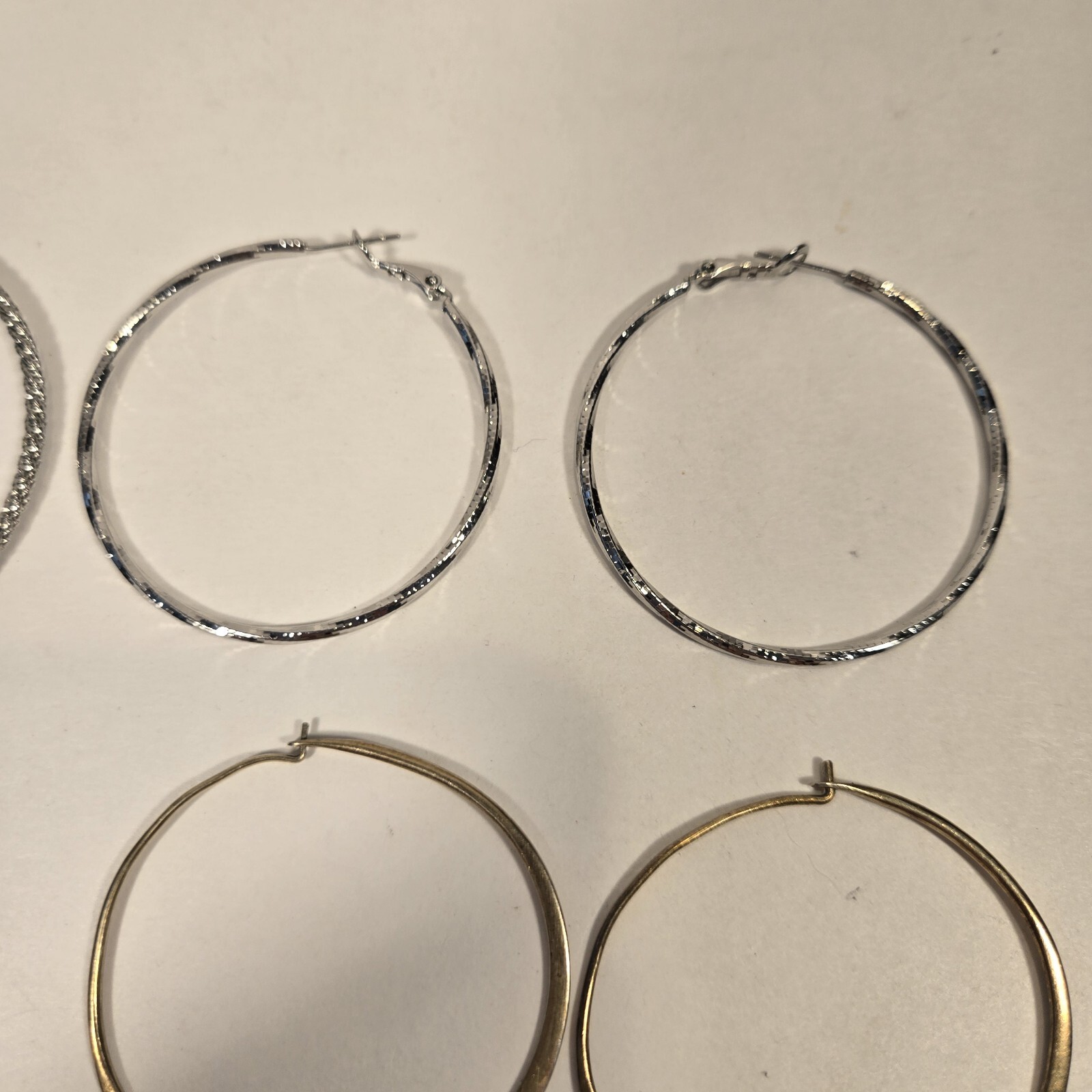 Lot Of 8 Pair Hoop Earrings Pierced Different Metal Tones Varying Diameters