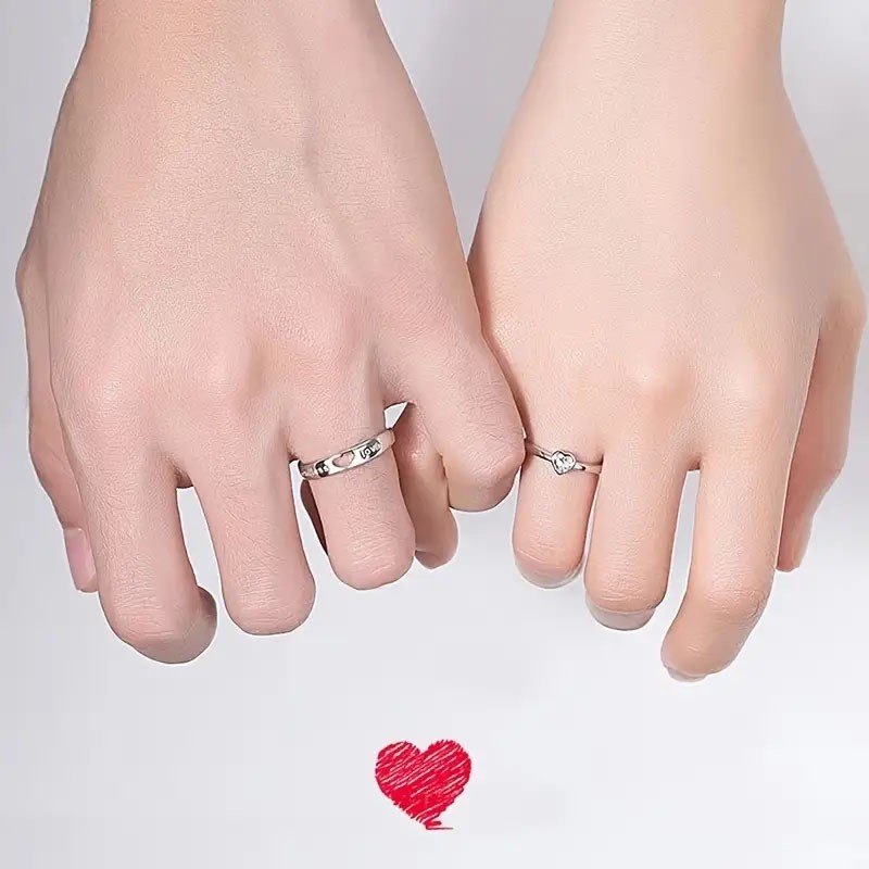 Men’s and Women’s Hollowed Heart Rhinestone Ring Open Zinc Alloy Couples Ring