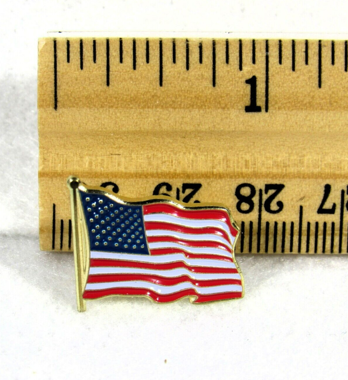 American Flag Lapel Pins Lot of 10 Patriotic USA Pins Clutch Back Hat Pin
