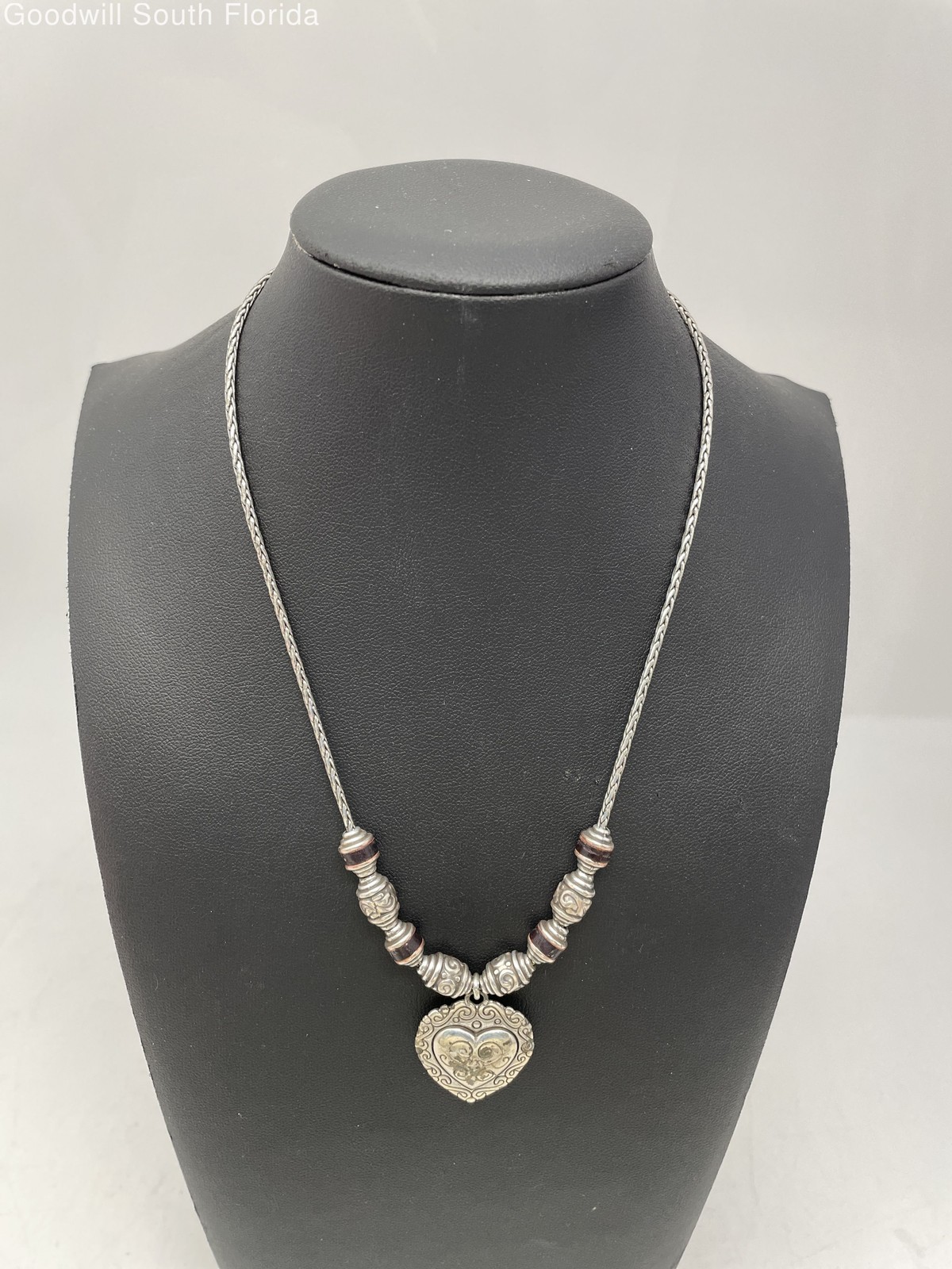 Brighton Women’s Silver Tone Necklace. Weight 30g