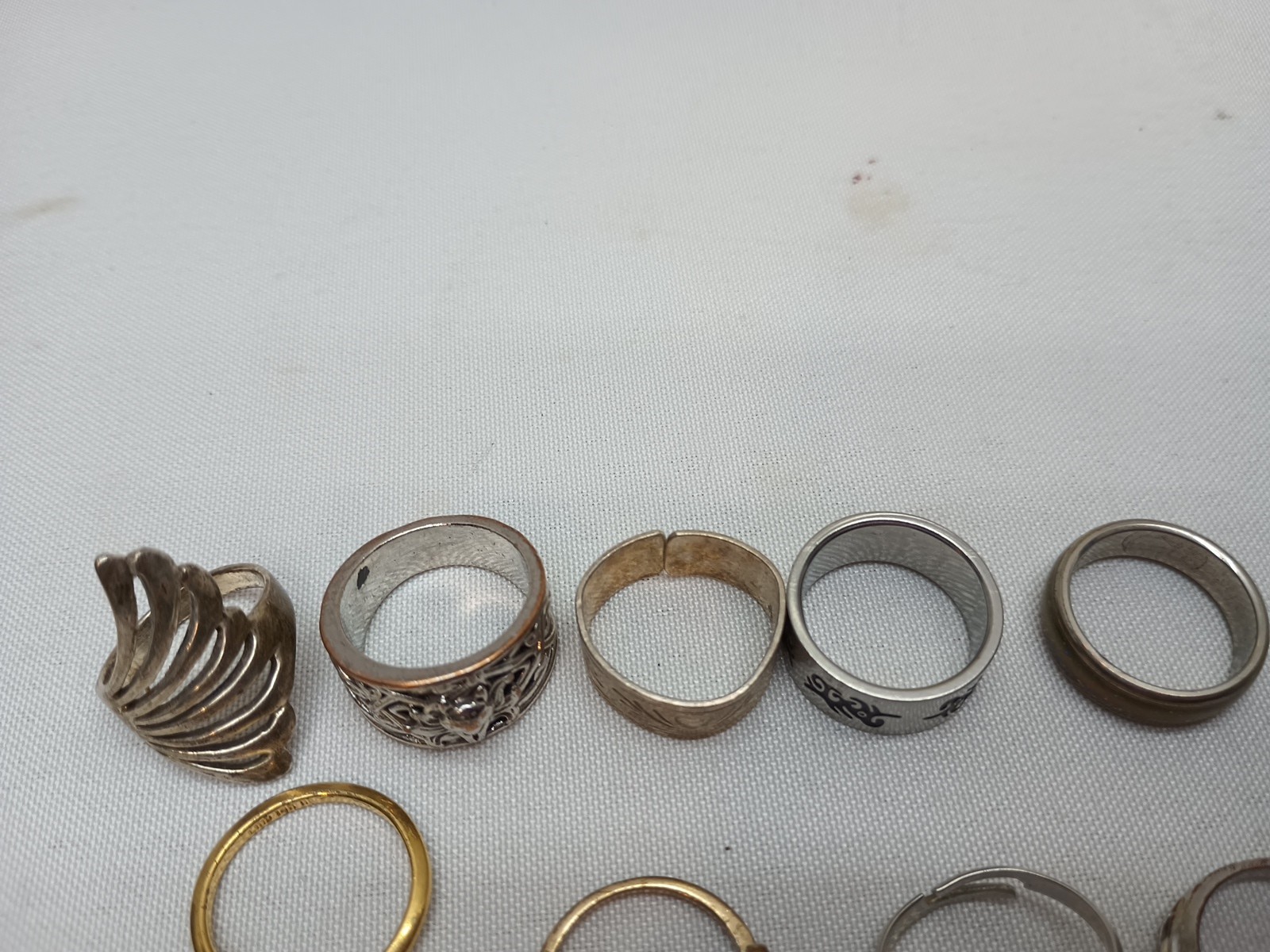 Lot of 10 Costume Jewelry Rings
