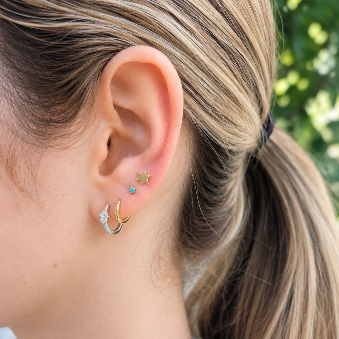 14K Yellow Gold Star of David Stud Earrings Jewish Symbol