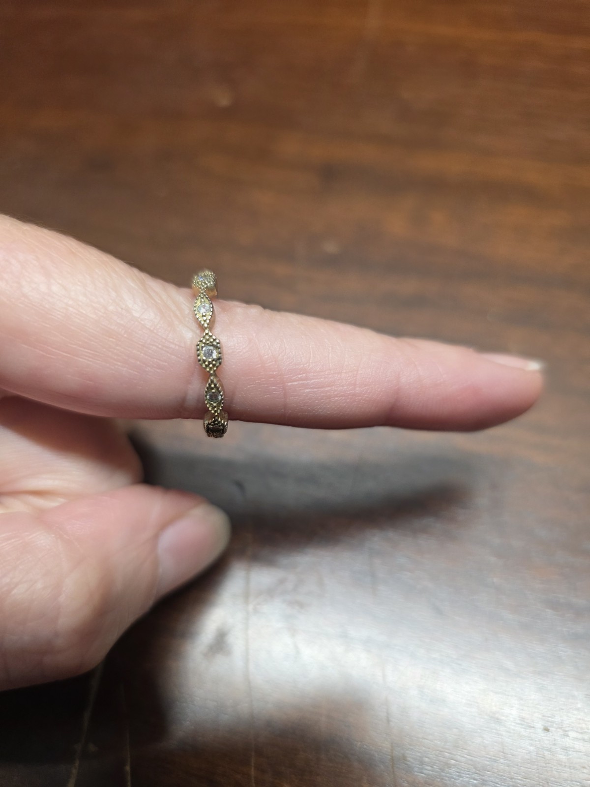 Sterling Silver ring scalloped band small, round CZ stones antique finish Size 8