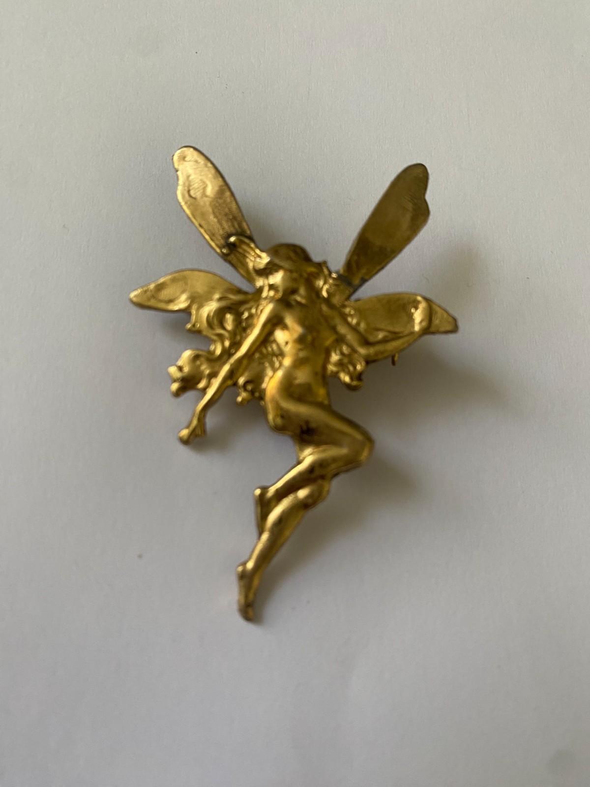 Fairy brooch, golden tone, 6x4cm, good condition