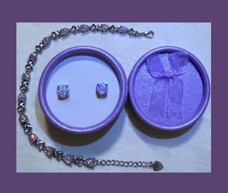 DEAL! Exquisite Purple Fire Opal Bracelet & Earrings Set