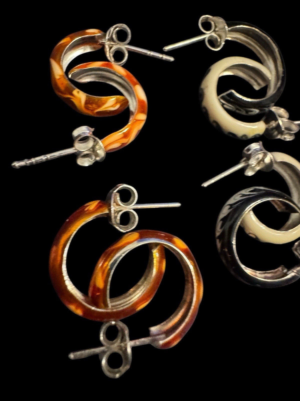 9 Pairs Teen Small Hoop Earrings, Pink Orange Black& White Swirl Enamel J9
