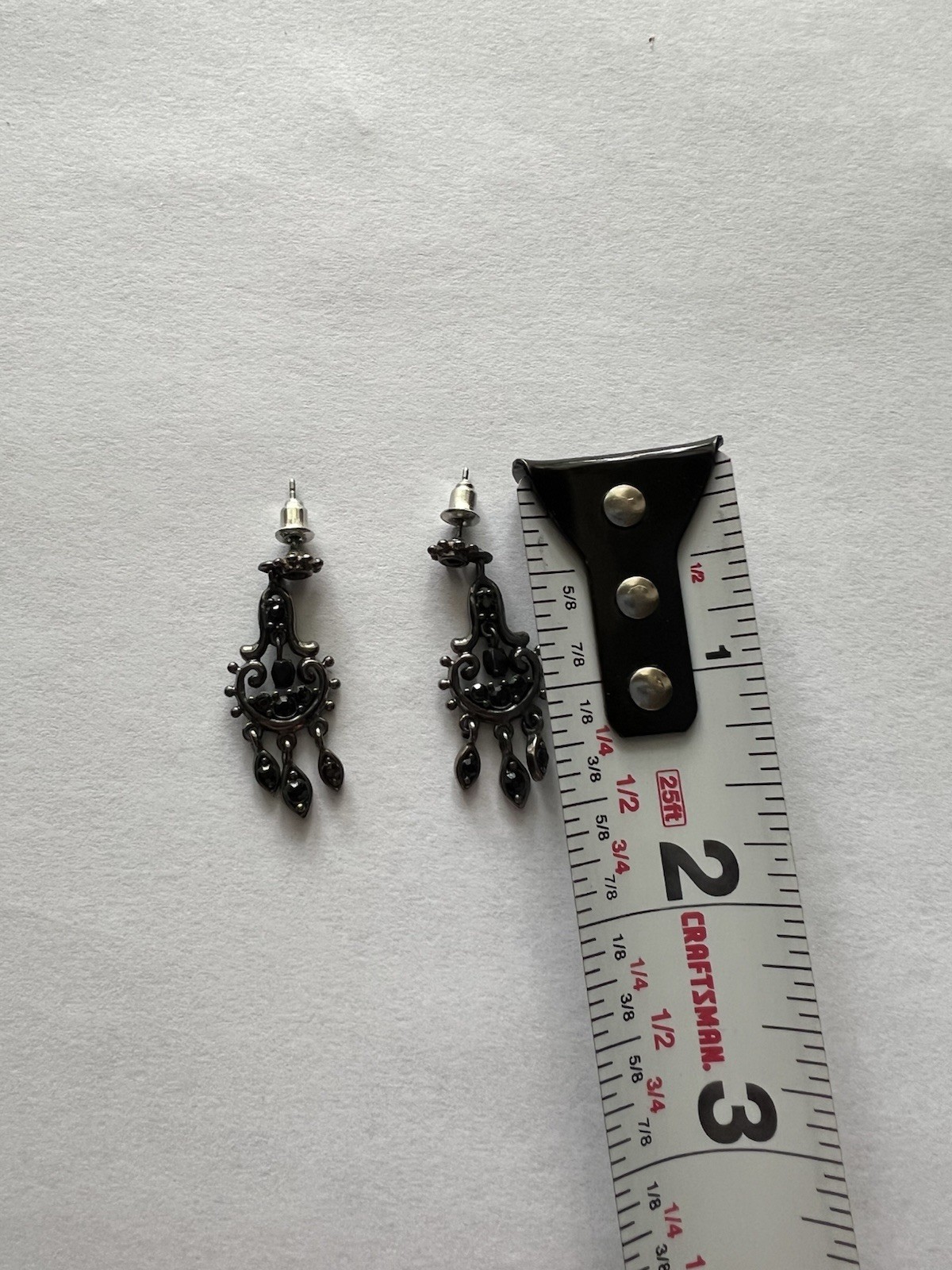 Stylish Costume Jewelry Earrings – Fashion Statement or Everyday Wear