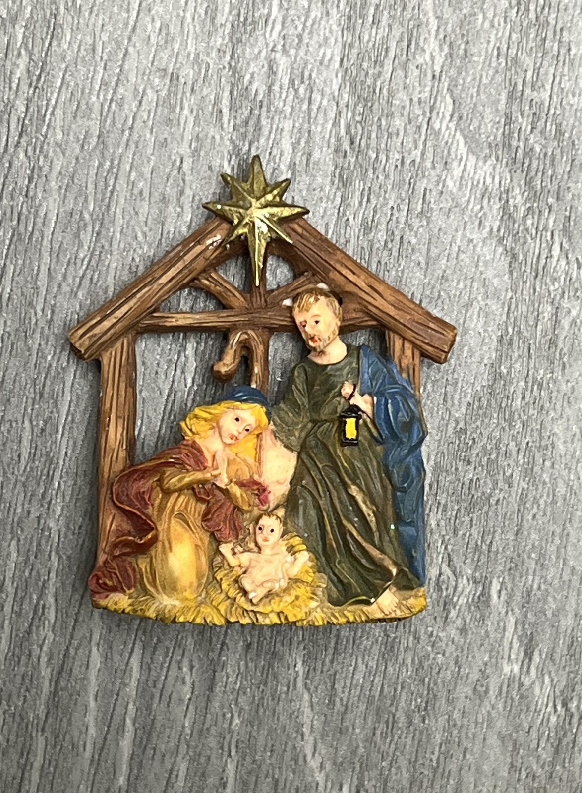 Vintage 2001 Roman Inc Nativity Holy Family Pin Brooch Christmas Religious Gold