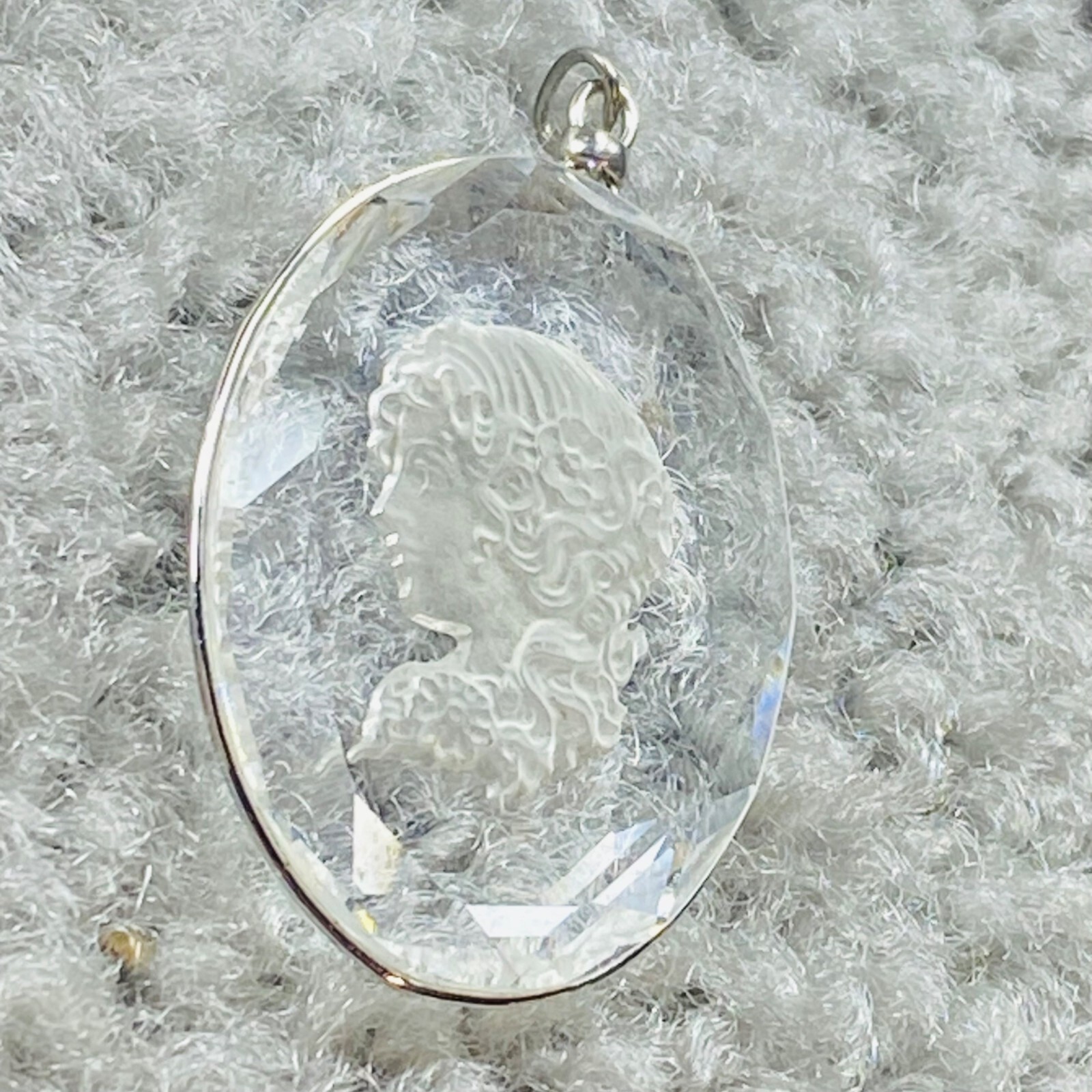 Cyrstal Cameo Girl Lady Women Pendant for Necklace Clear Glass Etched In Design