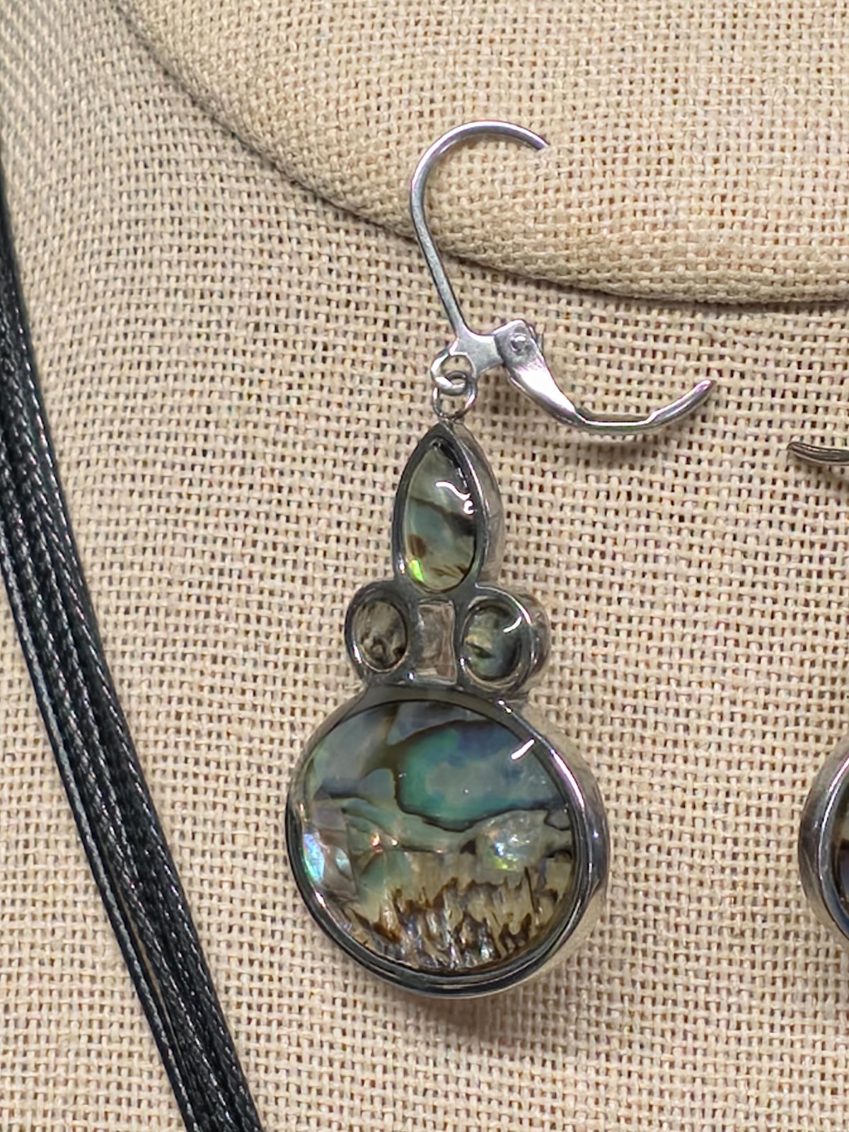 Artisan Abalone Shell Necklace Earring Set Multi Cord Silver Tone Ornate 16-18″