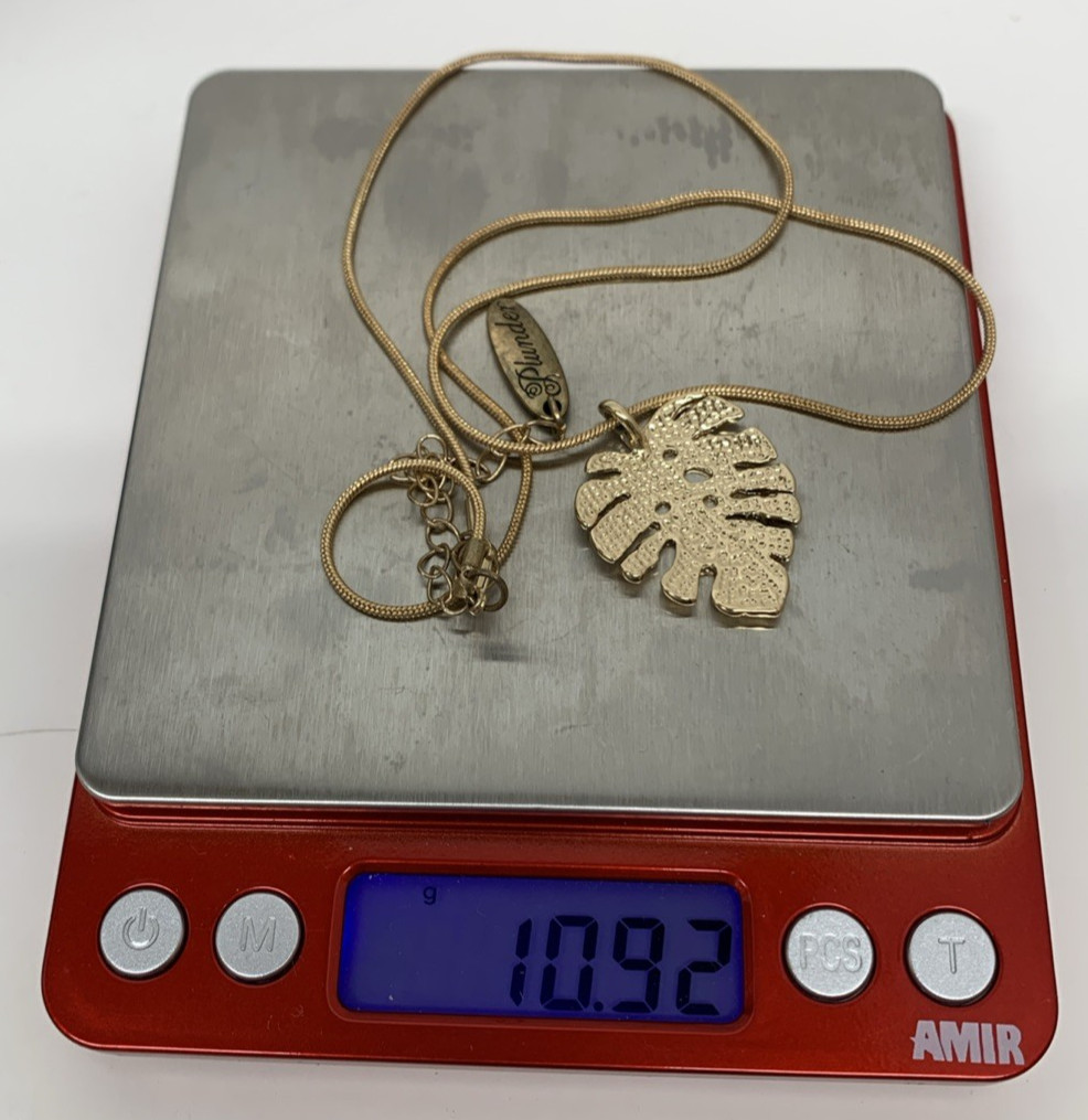 Plunder Necklace (New) Monstera Leaf – GOLD CHAIN 18″-20.5″