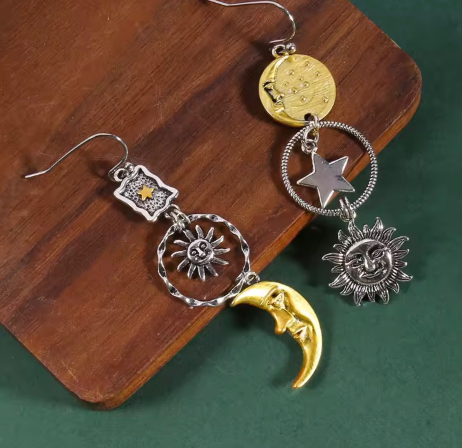 Greek Mythology Face Sun Moon Pendant Women’s Asymmetric Earrings