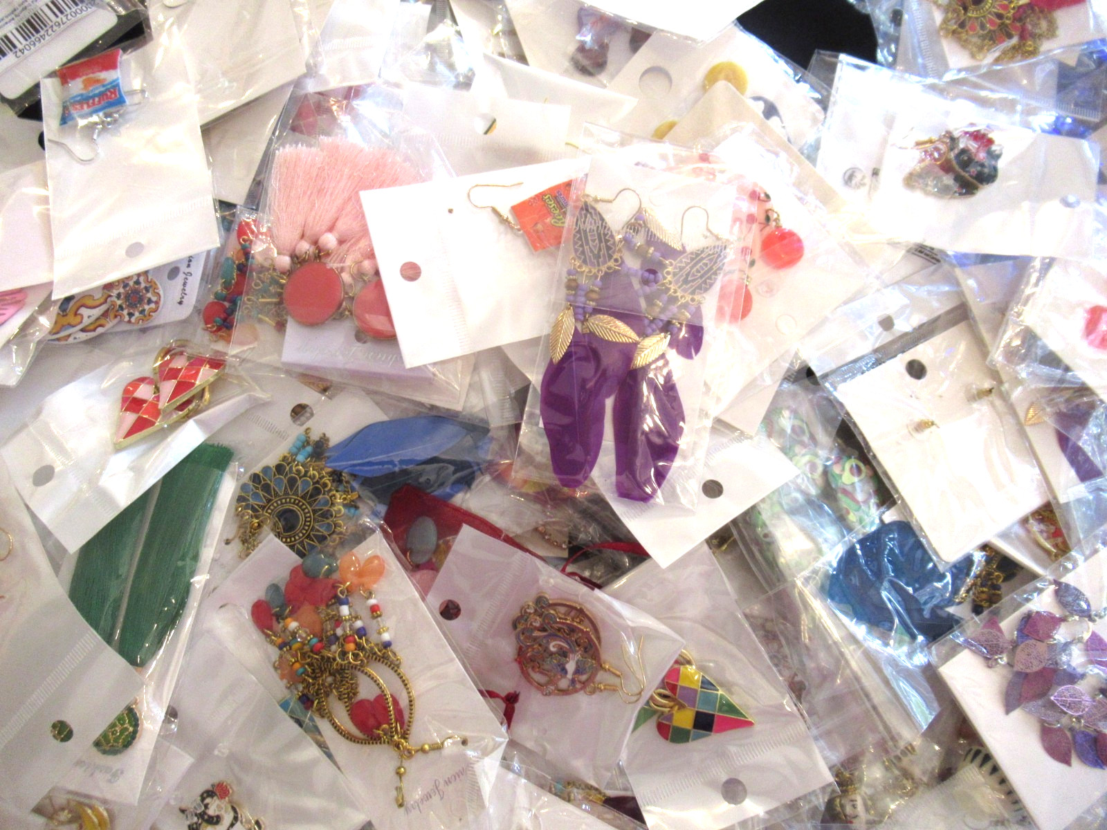 80 Pairs Mixed Earrings Bulk Lot Whole Sale Pearl Rhinestone Assortments NWT