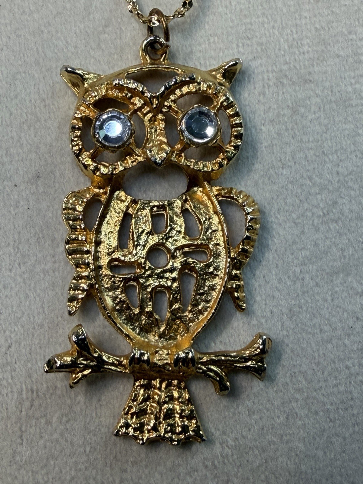 Gold Tone Owl Charm Pendant Necklace Blue Rhinestone Eyes 22in Adjustable