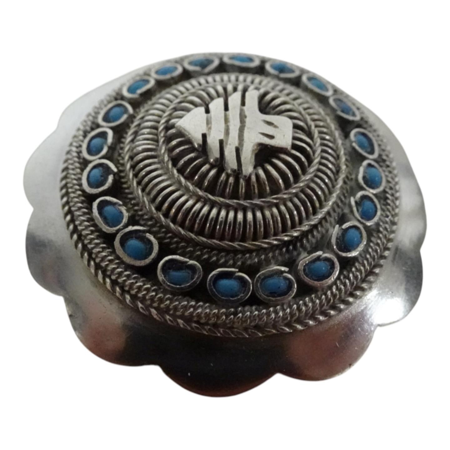 Southwestern Pin Silver tone metal w Turquoise Scalloped Round Tree in Middle