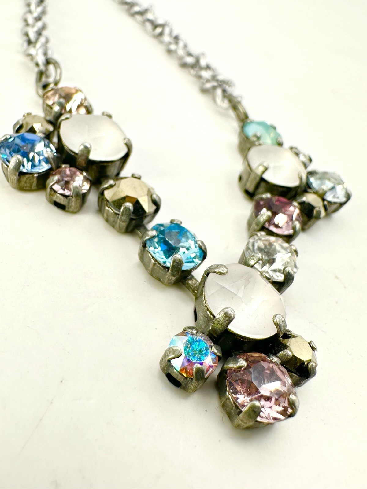 Sabika S-16 Vintage Style Pastel Cluster Crystal Necklace