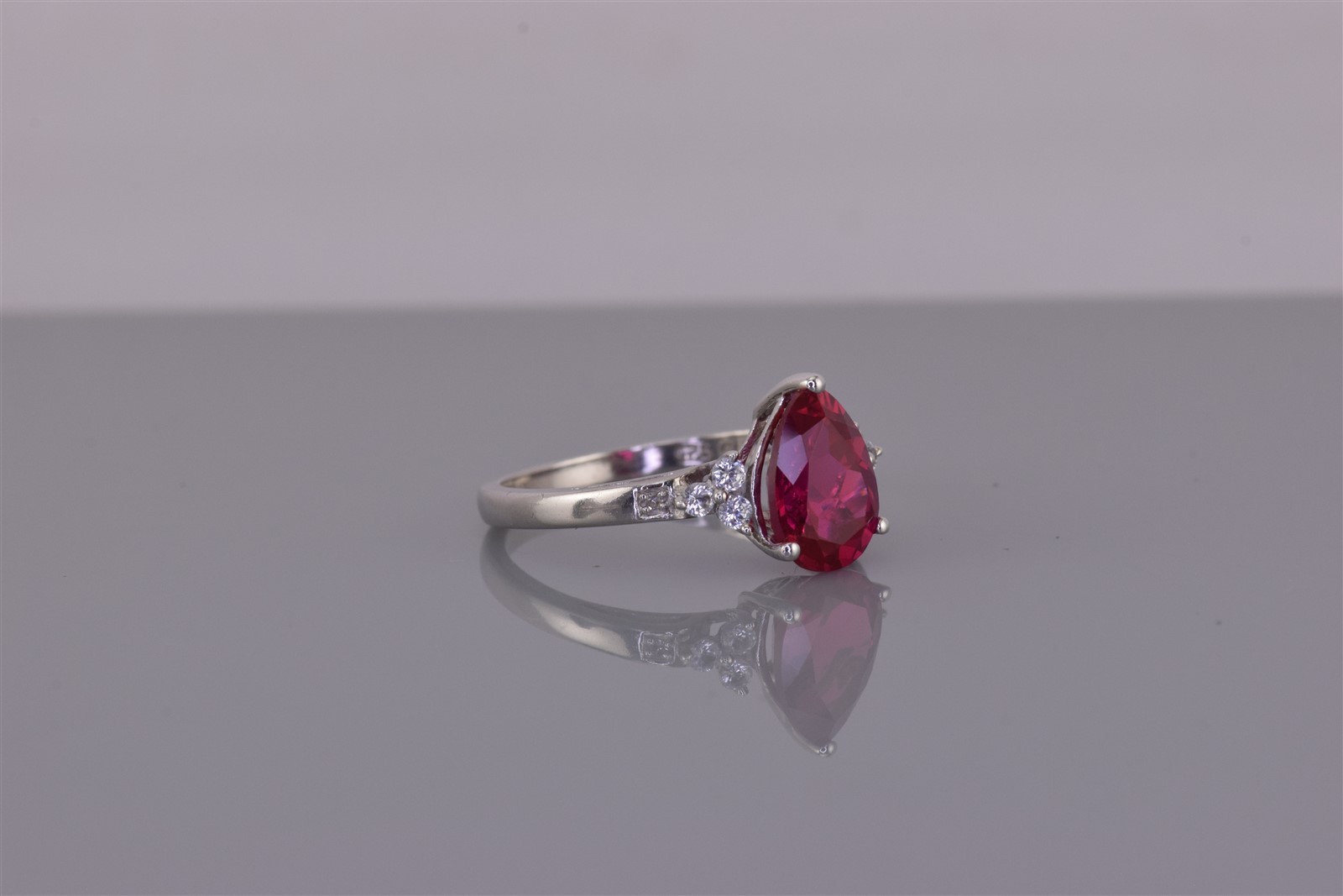 Michelle Albala Sterling Silver White & Pink Pear Sapphire Band Ring 925 Sz: 7