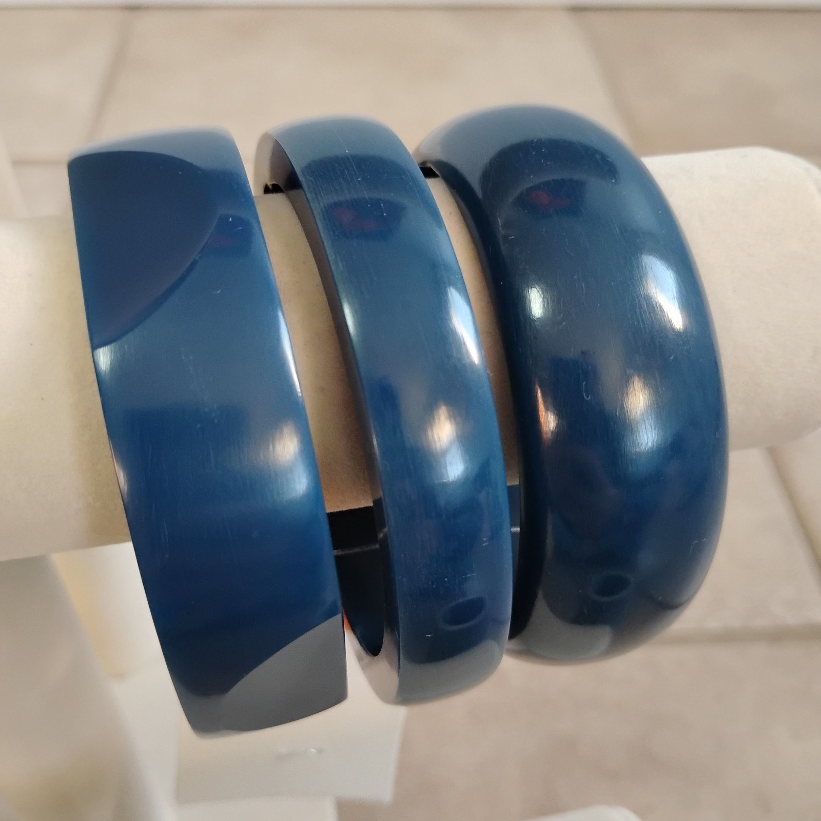 Blue Plastic Resin NEW Bangle Set Sz 8 India Bracelets