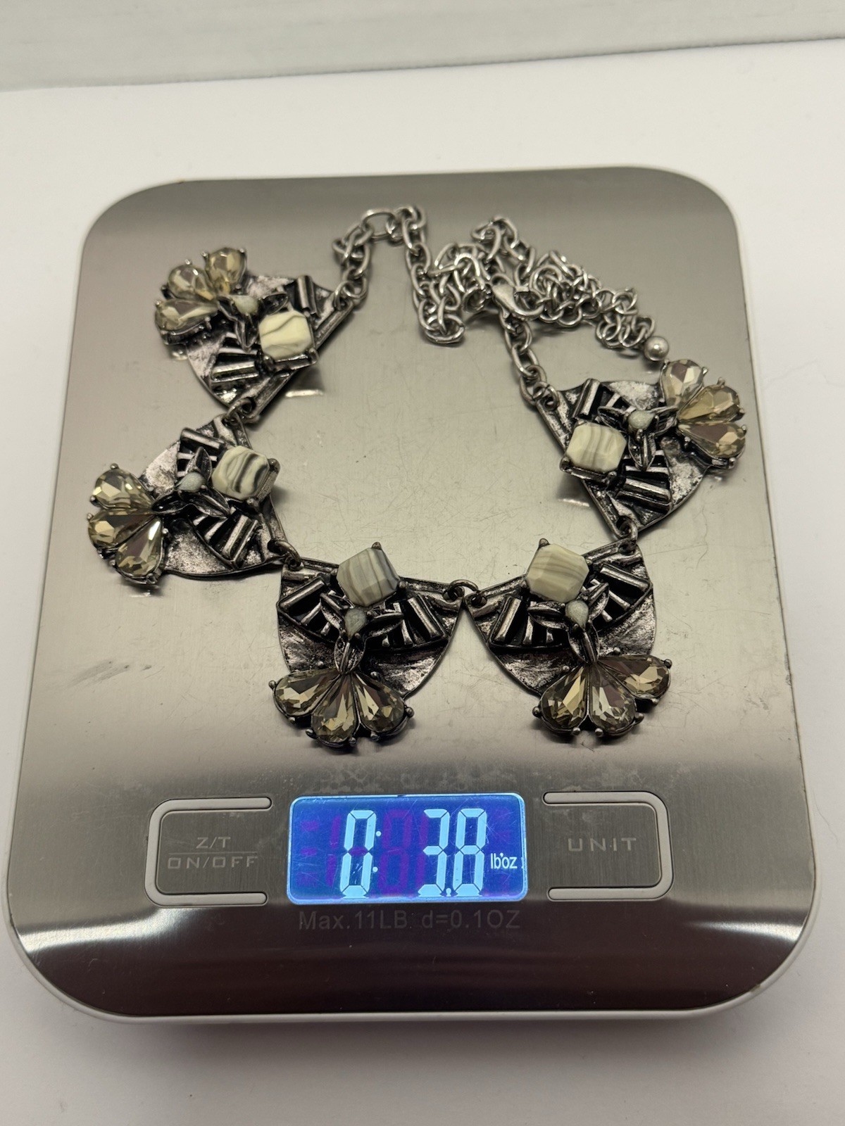 Beautiful Statement Necklace Great Quality. Perfect For Any Occasion
