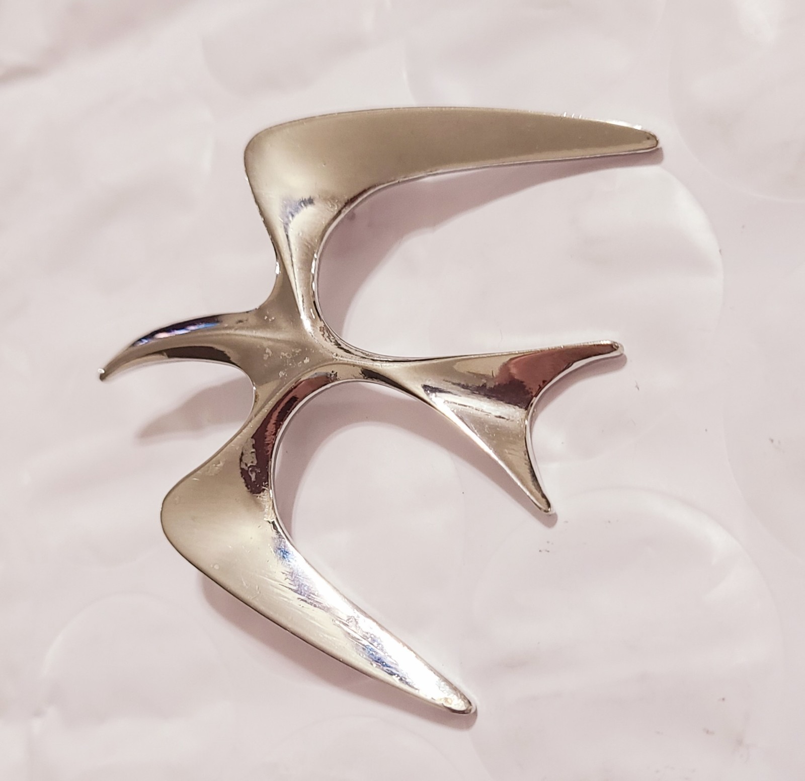 Sarah Coventry Signed Vintage Flying Swallowtail Brooch In A Shiny Silver Tone