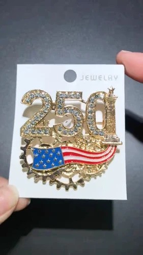 Gold Tone USA Independence Day American Flag Brooch Pin Rhinestone Enamel Gift