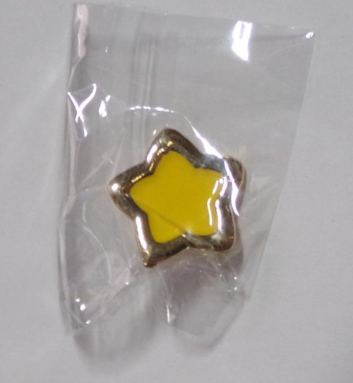 Novelty Brooch Hat Tie Tac Lapel Pin – Yellow & Gold Tone Star – New