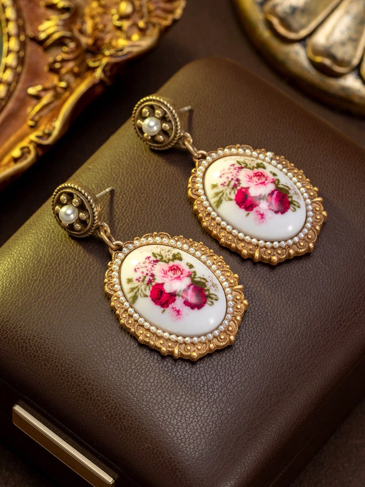 Vintage Floral Cameo Necklace Earrings Set Gold Pearl Rose Pendant Jewelry Gift