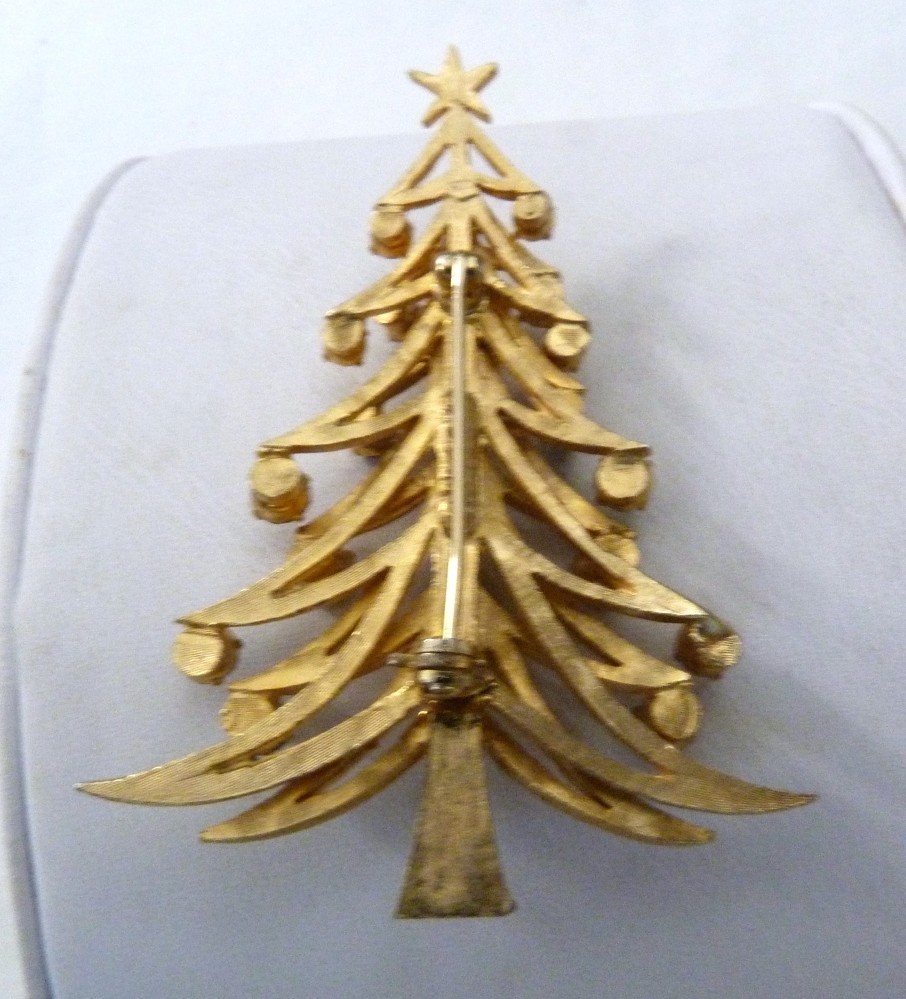 2 5/8″ RARE VINTAGE BROOKS BAGUETTE ROUND RED GREEN BLUE GOLD CHRISTMAS TREE PIN