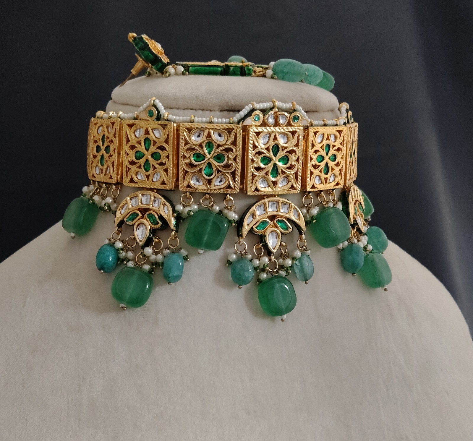 Emerald Green Kundan Choker Set Indian Bridal Necklace Roz Jewellers.