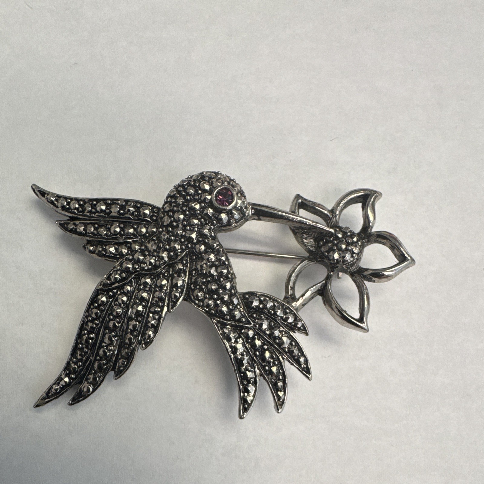 Avon Signed Hummingbird & Flower Brooch Pin Silver Tone Clear Pavé 2.5in