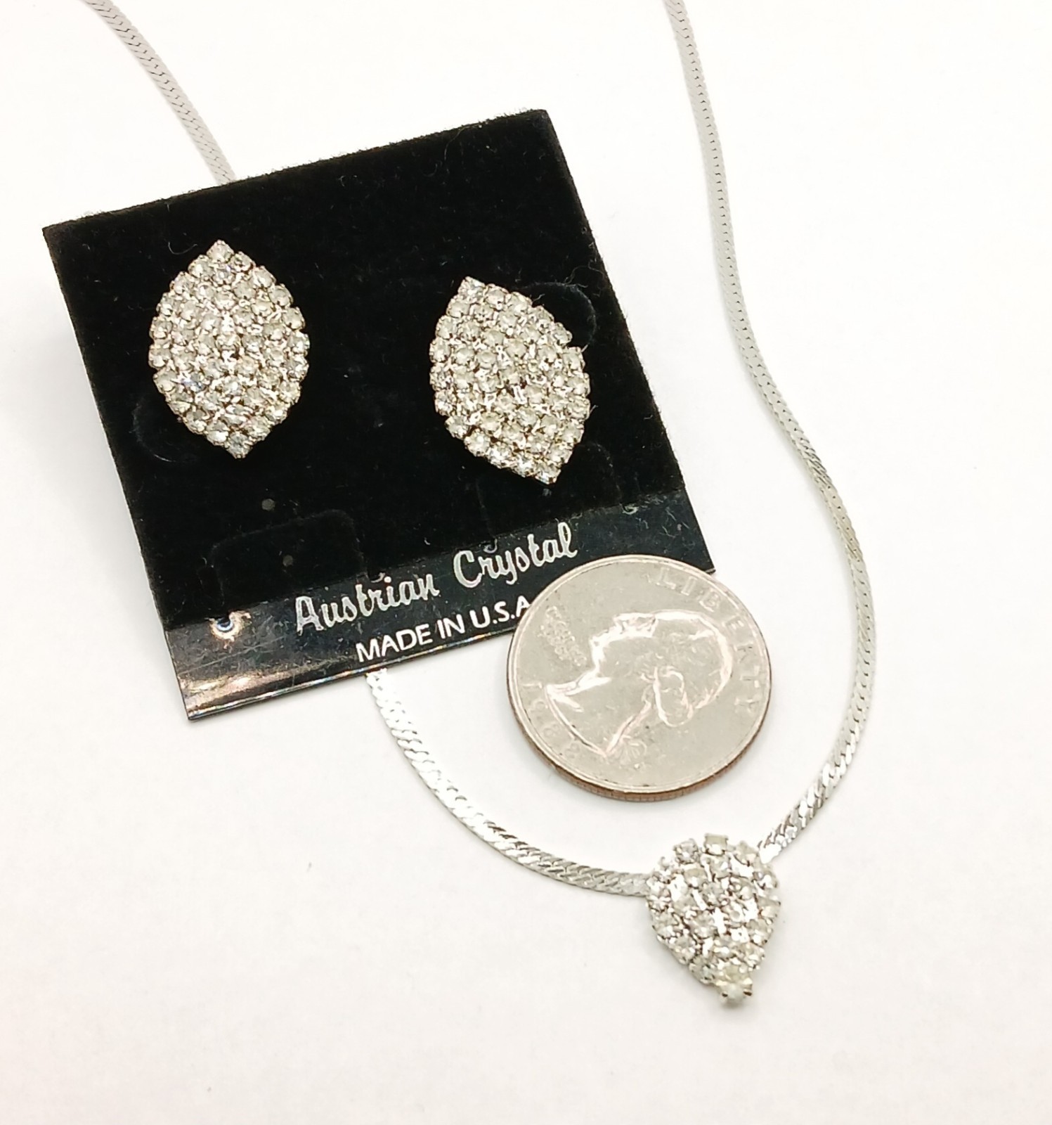 Silver Tone Pave Austrian Crystal 18 in. Necklace & Pierced Earrings … Se32