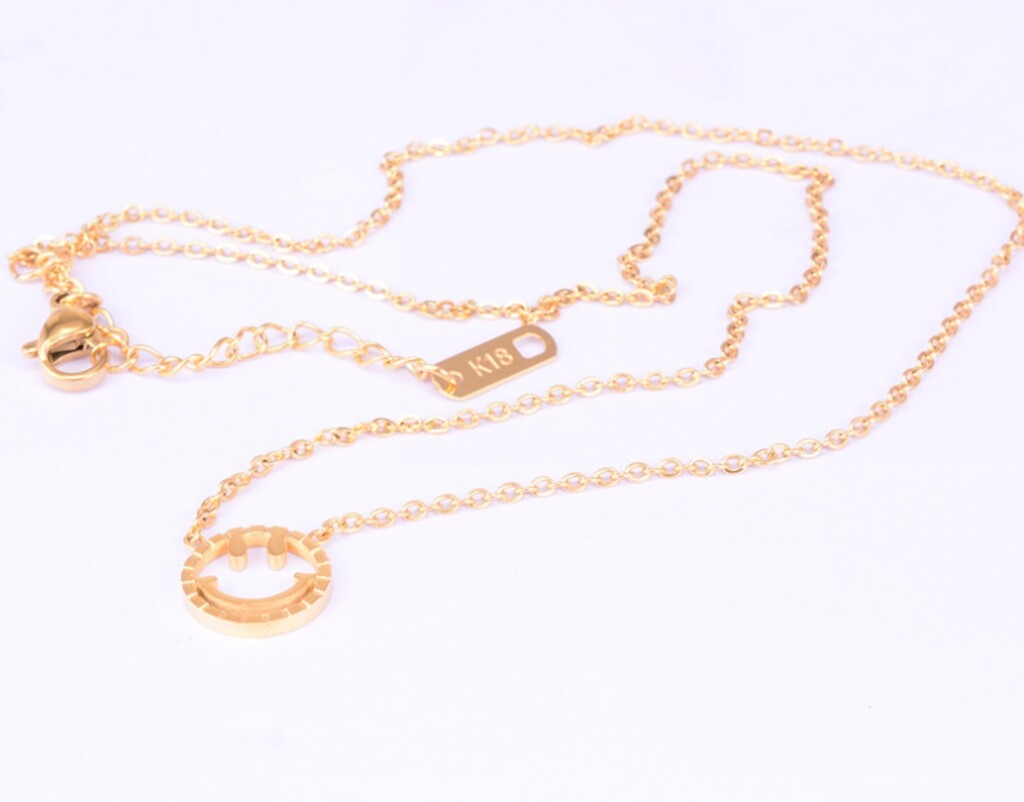 Fashion Women Gold Plated Titanium Stainless Steel Happy Face Necklace 16-18″