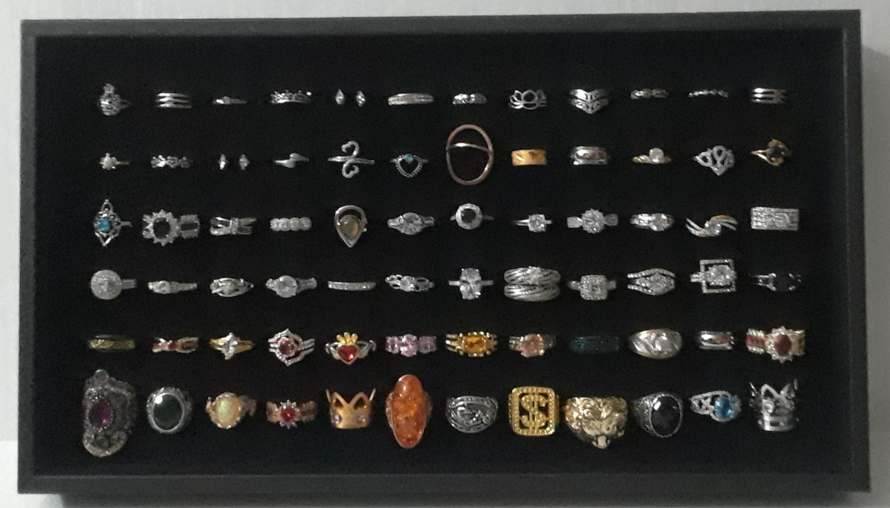 Wholesale Lot of 72 Rings Various Shapes and Sizes Men – Women Display Tray NWOT