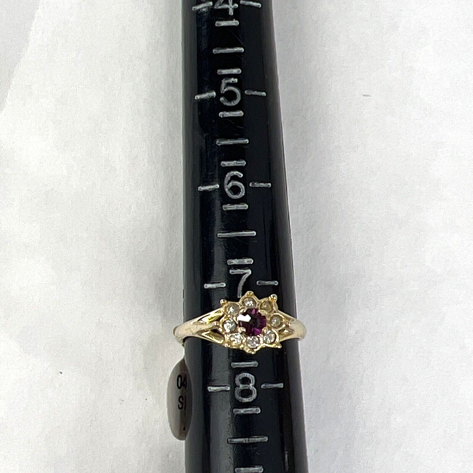 Gold Tone 14K GE Roman Ring Size 7 Red Color stone with clear rhinestones