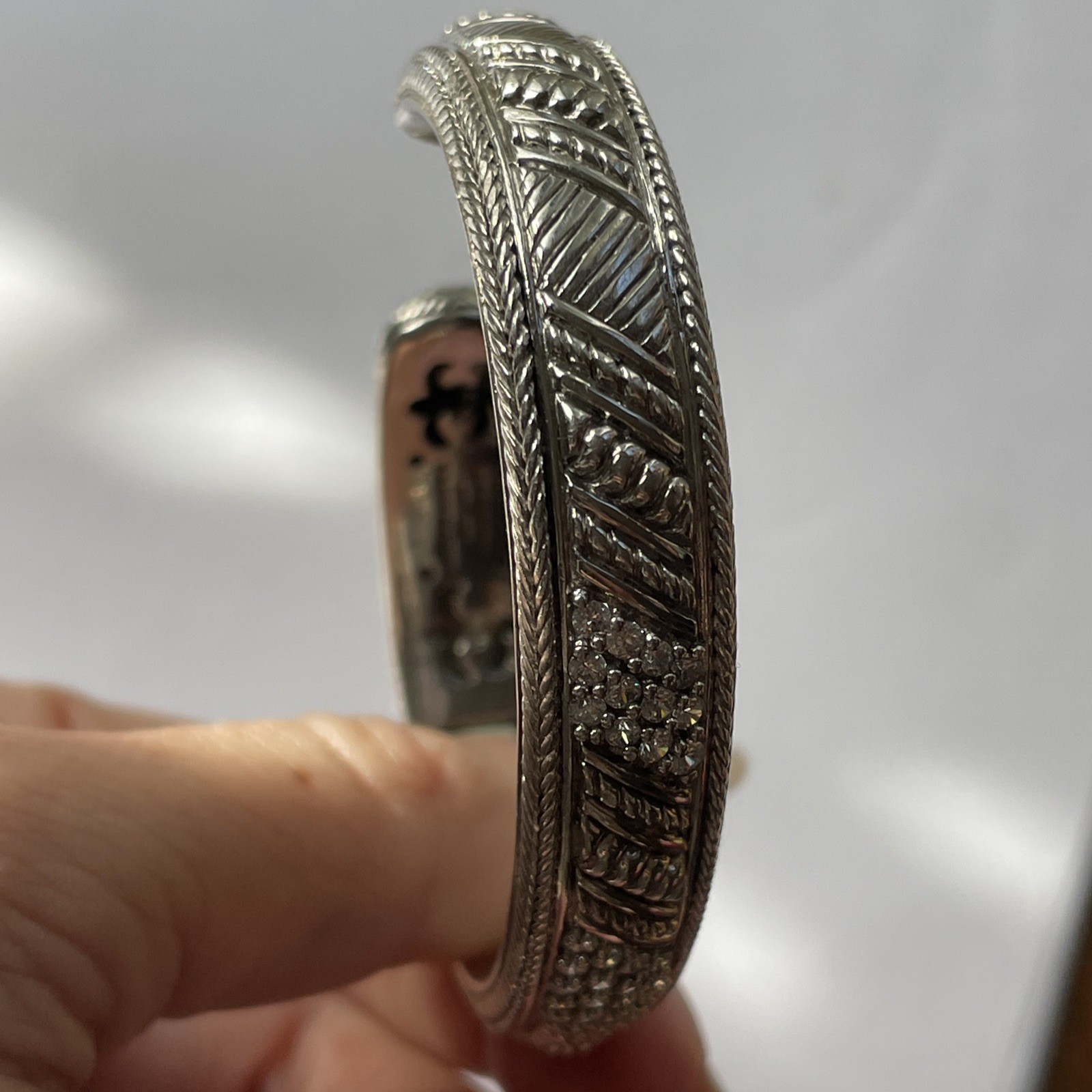 Judith Ripka Sterling Silver Diamonique CZ Cable Hinged Cuff Bracelet 7″ 47g
