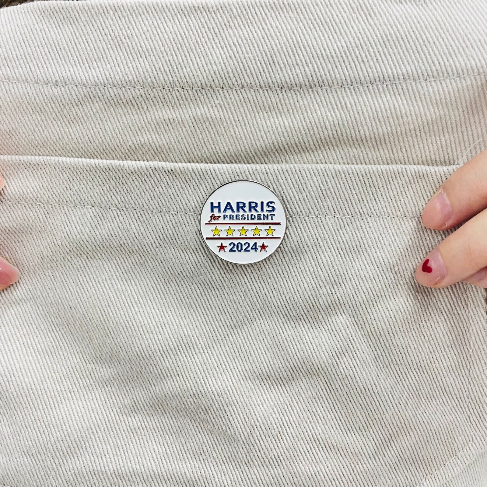 Kamala Harris for president 2024 1.15inch round lapel pin individually wrapped