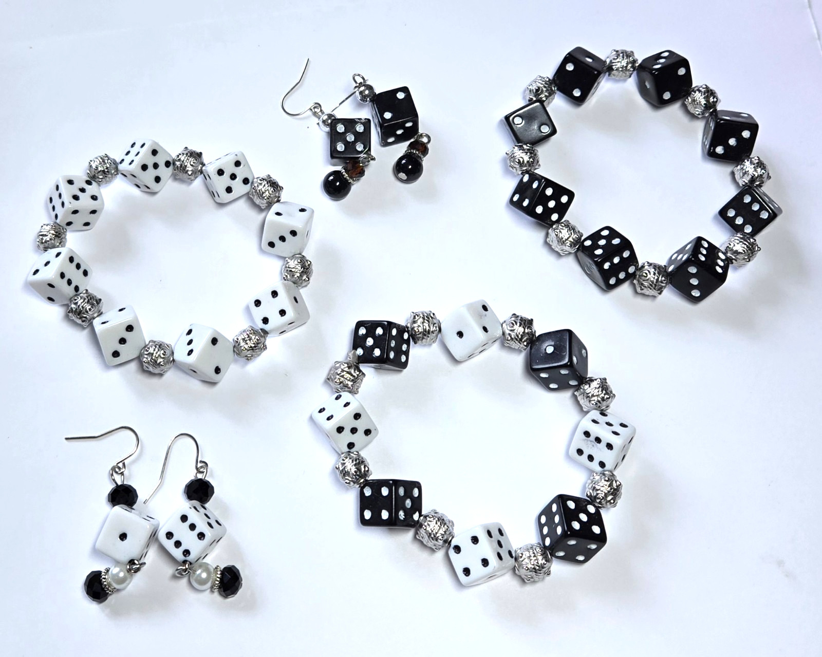 Dice Bracelet Bunco Dice Beaded Stretch Bracelet Handmade Black White for Woman
