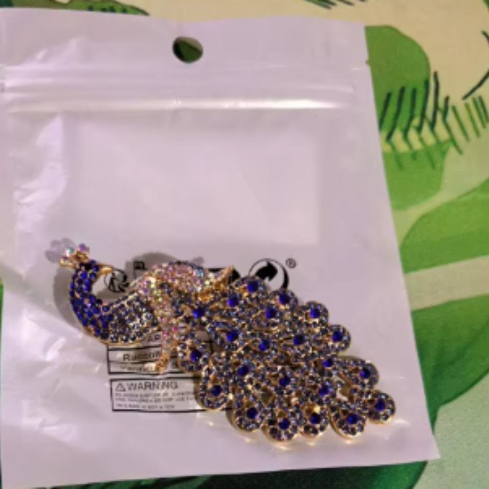 Vintage Style Peacock Bird Blue Rhinestone Crystal Cyan Bird Brooch Pin Pendant