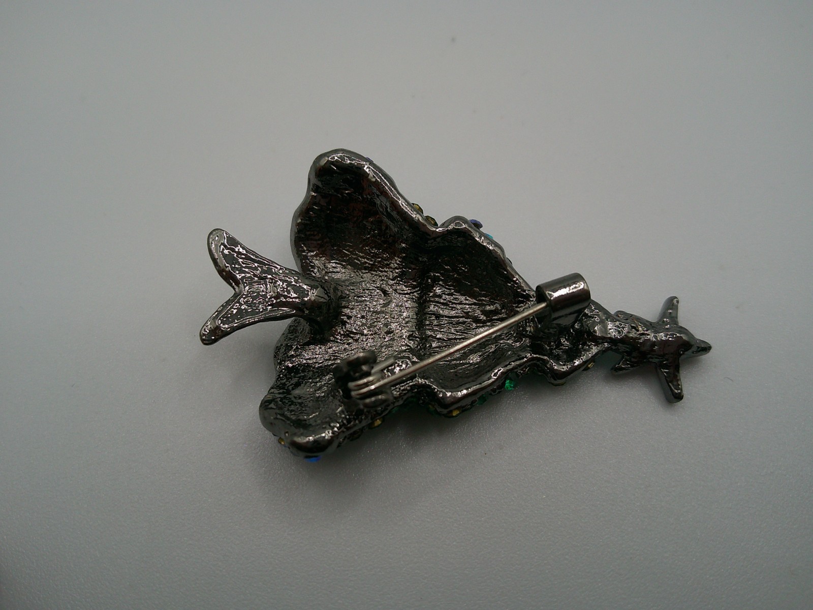 Green Blue Rhinestone Christmas Tree Brooch Holiday Pin ~ 1.75″ (SN18)
