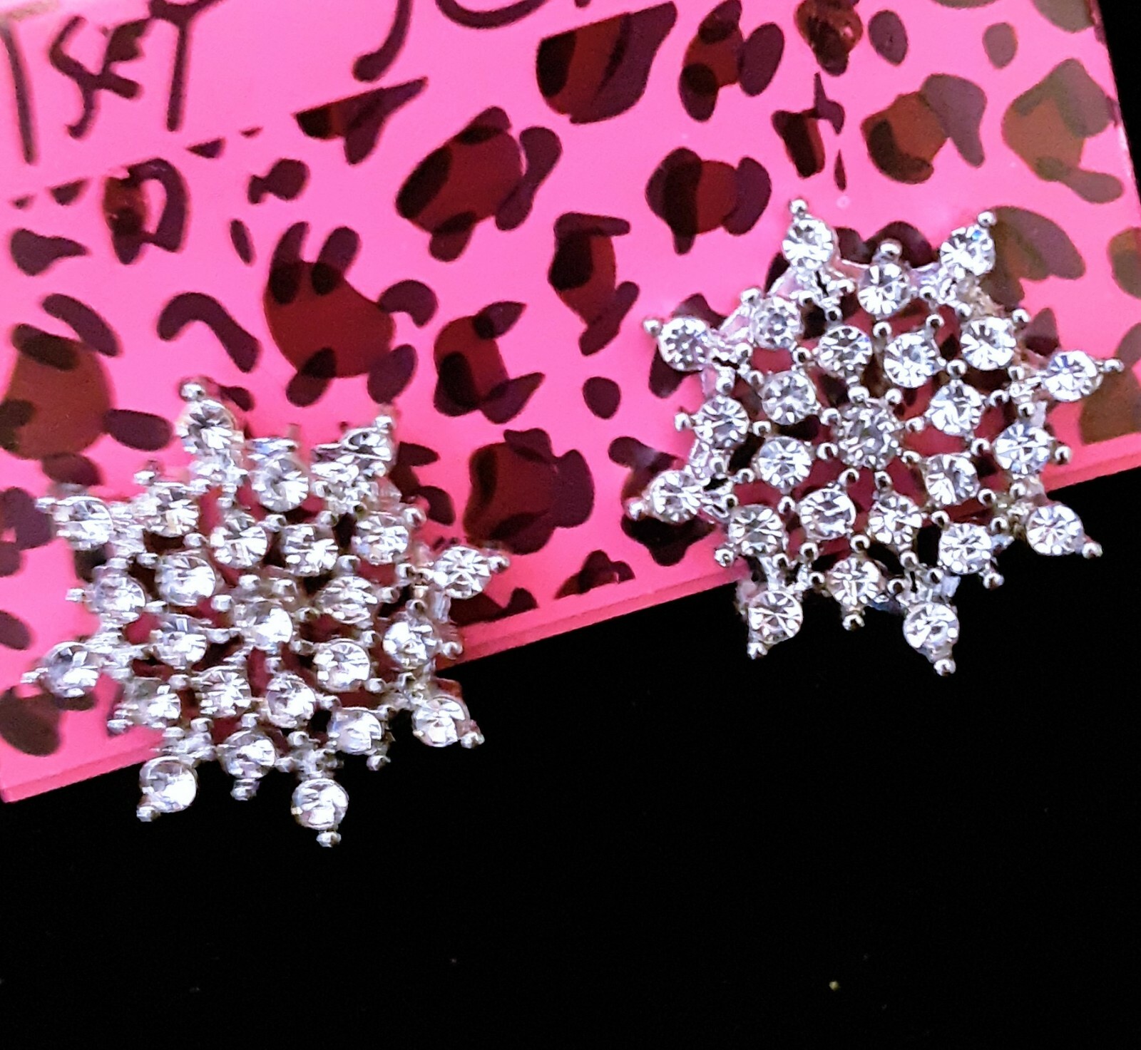 Sparkling STAR Rhinestone SNOWFLAKE Merry Christmas Betsey Johnson Earrings qt+2