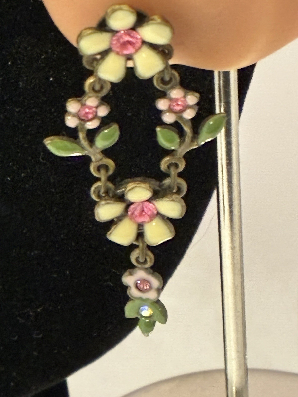 Vintage Avon Fashion Flower 3 Pc Suite Swag Necklace Bracelet Earrings Mint