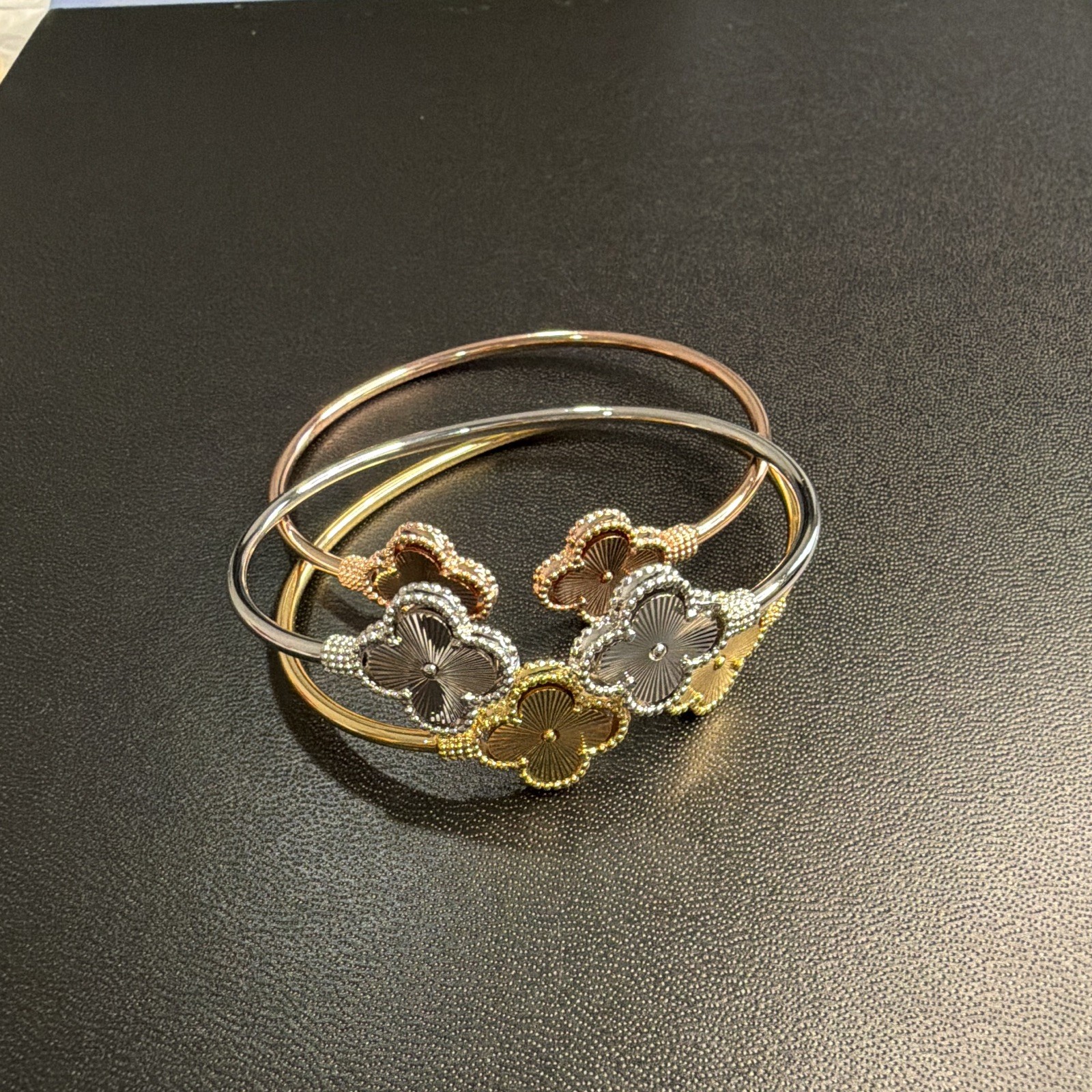 Metal Clover Shape Bangle Stackable Bracelet Gold Silver Rose Fashion Jewelry