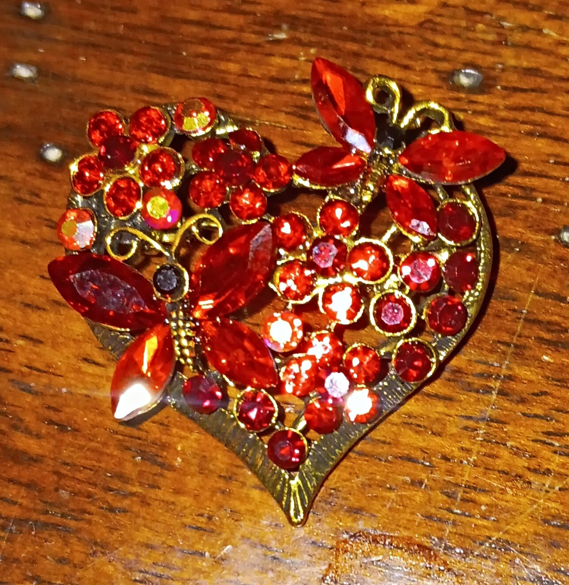 Gold Tone Red Rhinestone Heart Pin Brooch Love Theme Cluster Round Stones